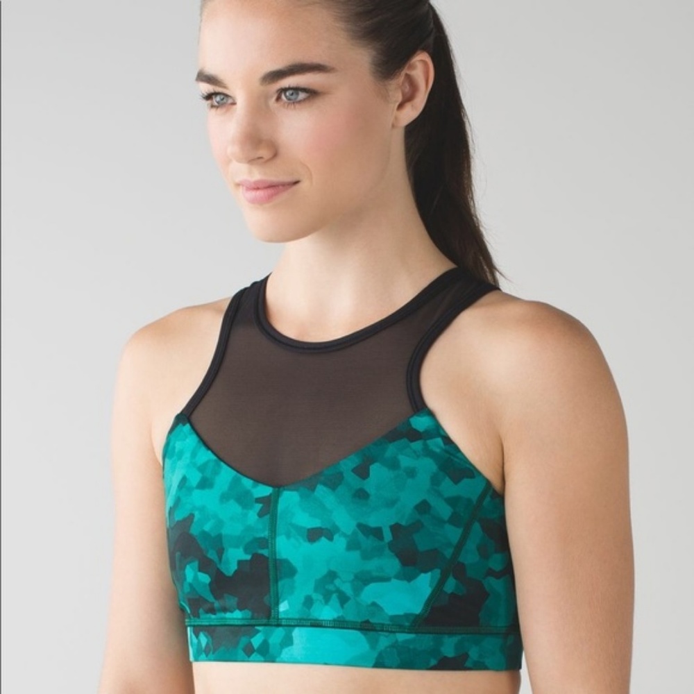 Mesh high neck size 4 lululemon sports bra